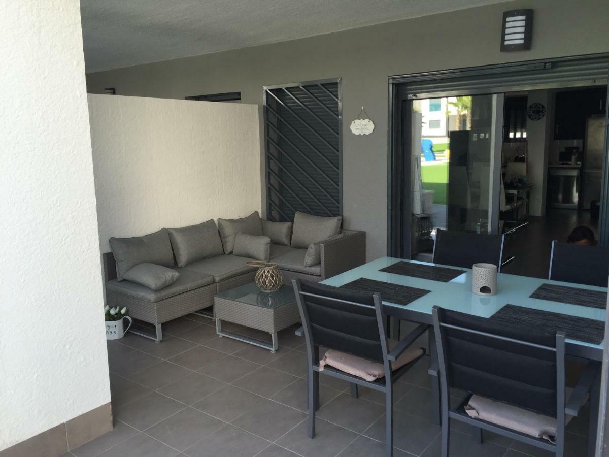 Apartment Oasisbeach La Zenia オリウエラ エクステリア 写真
